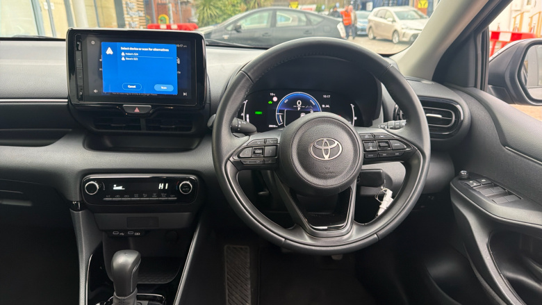 Toyota Yaris 1.5 Hybrid Design 5dr CVT Hybrid Hatchback